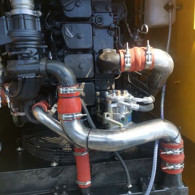 2200 vòng / phút Máy xúc đào mini có bánh xe Máy xúc bánh lốp với động cơ Cummins