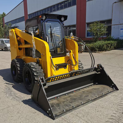 Skid Steer Loader với nhiều phụ kiện khác nhau