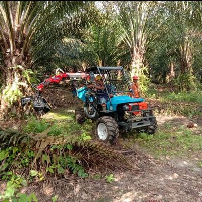 Open Cab Tractor cho các đồn điền dầu cọ với tốc độ PTO 240-1340rpm và lốp nông nghiệp