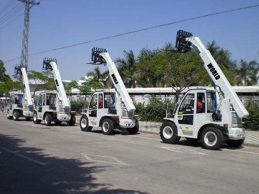 Động cơ chạy bằng phanh thủy lực Xe nâng địa hình Chiều cao nâng tối đa 6 mét