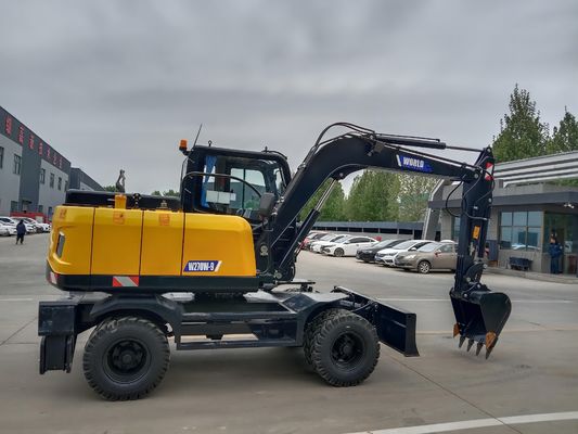 Máy đào loại bánh xe cơ khí của Trung Quốc có vật lộn để lấy gỗ hoặc cỏ