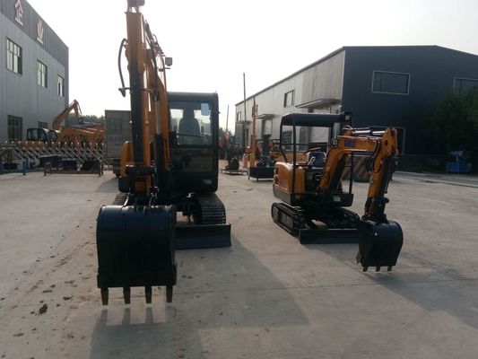 Máy đào mini crawler nhỏ gọn 2200kg Trọng lượng 310mm Độ sâu cắt
